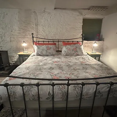 The Milking Parlour Collinstown (Westmeath)