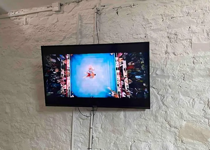 別荘 The Milking Parlour *